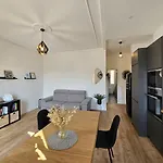 Luxury Portofino Wifi E Netflix Διαμέρισμα *
